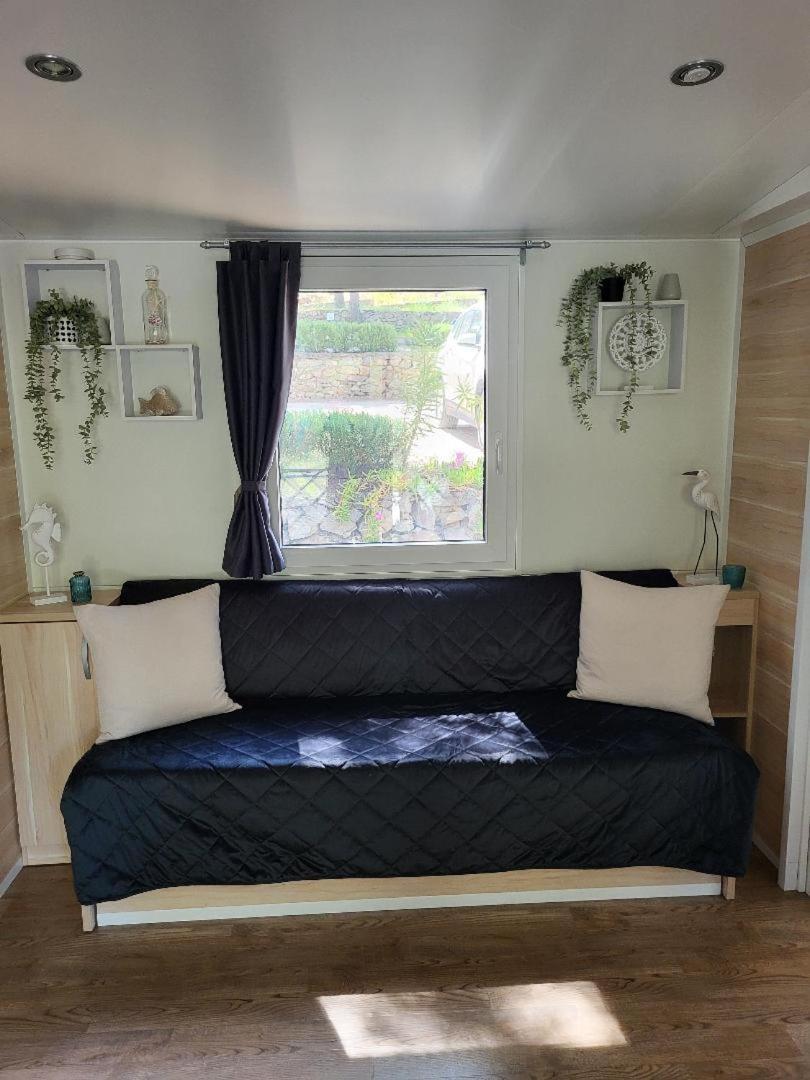 Mobilheim Andrea Wunderschoene Ferienwohnung Direkt Am Meer เยเซรา ภายนอก รูปภาพ